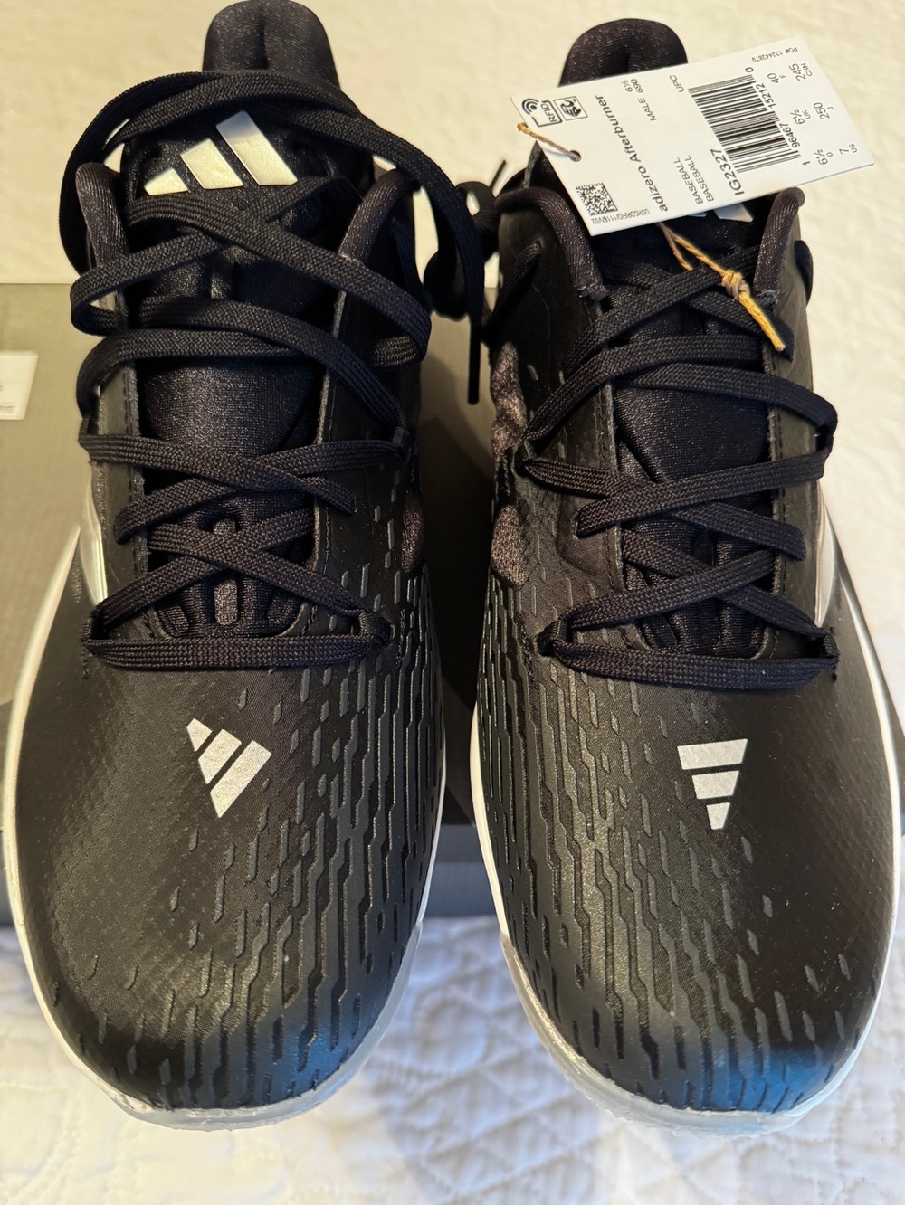 Adidas Adizero Afterburner 9 Turf men’s black indoor baseball cleats.